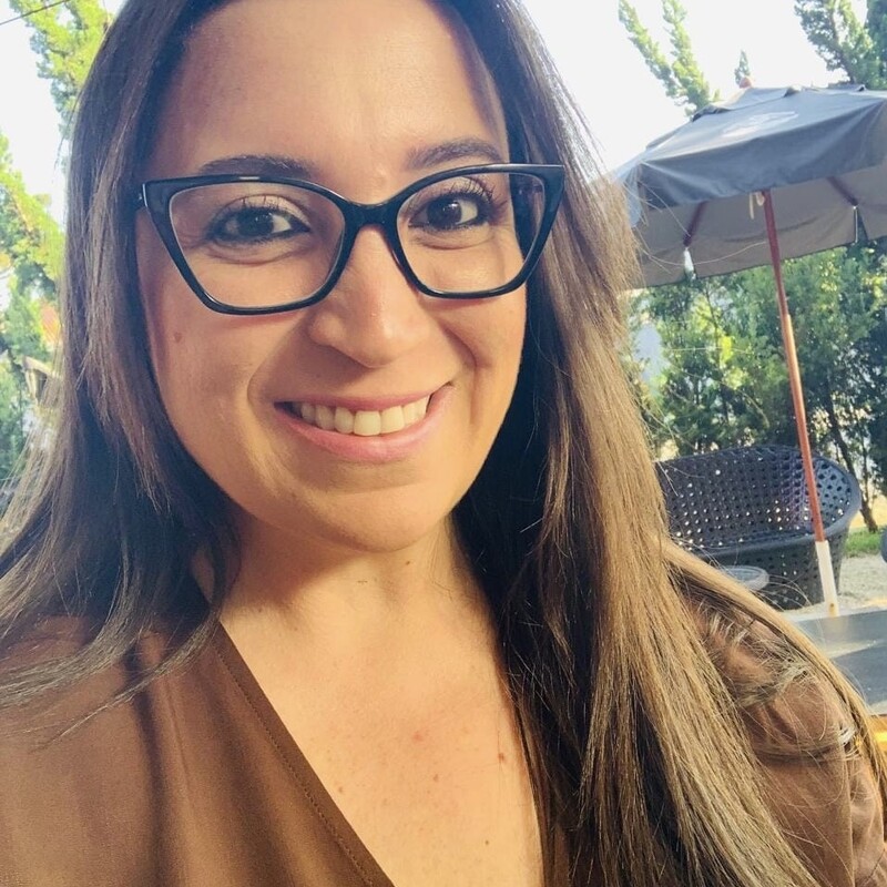 Helen Morais